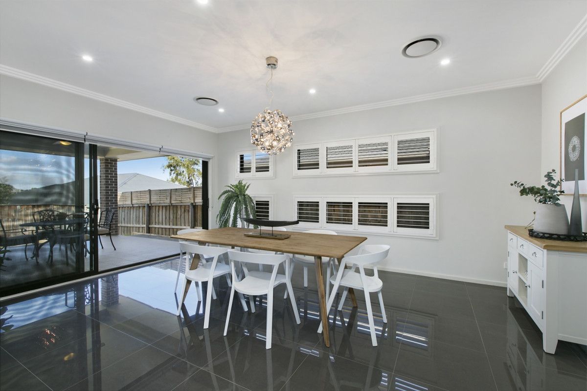 12 Amberley Street, Gledswood Hills NSW 2557, Image 2