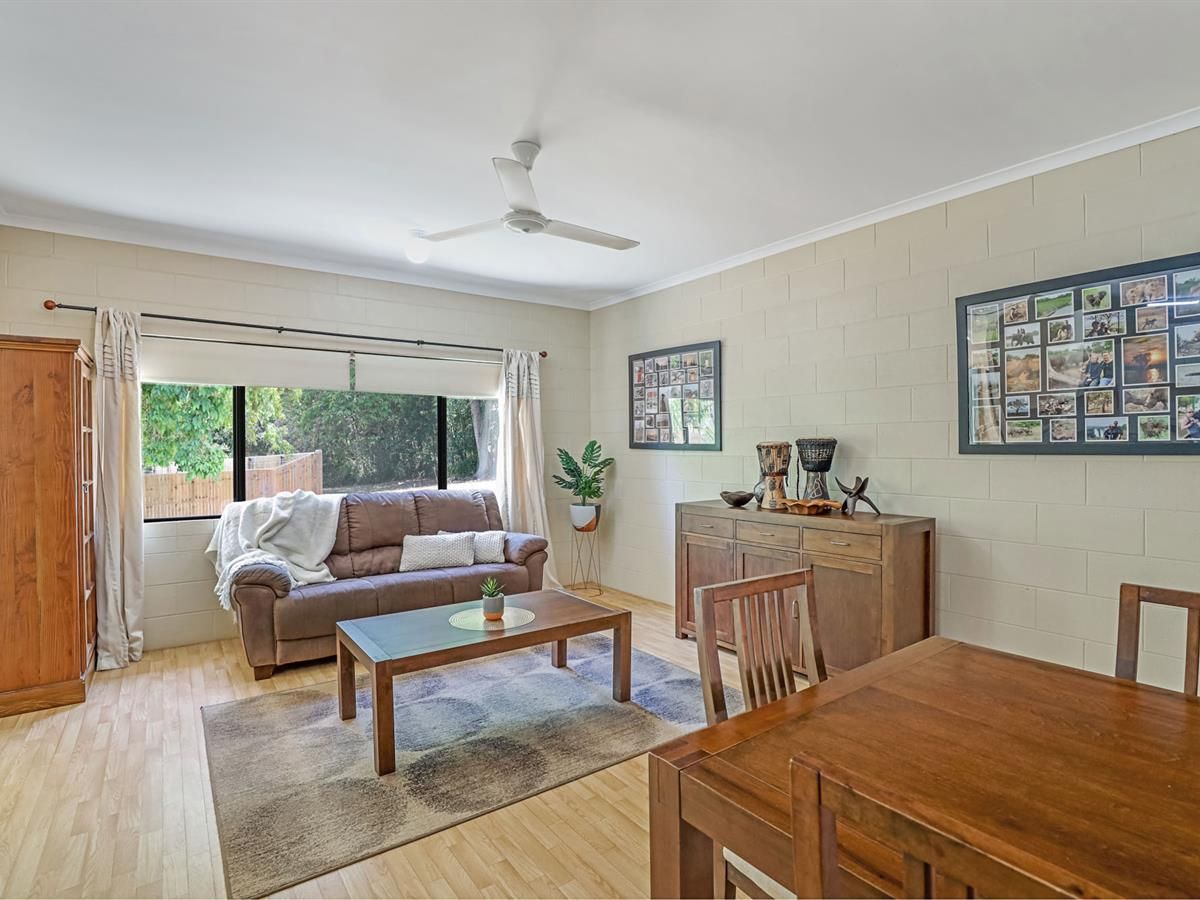 4 Seabreeze Court, Redlynch QLD 4870, Image 1