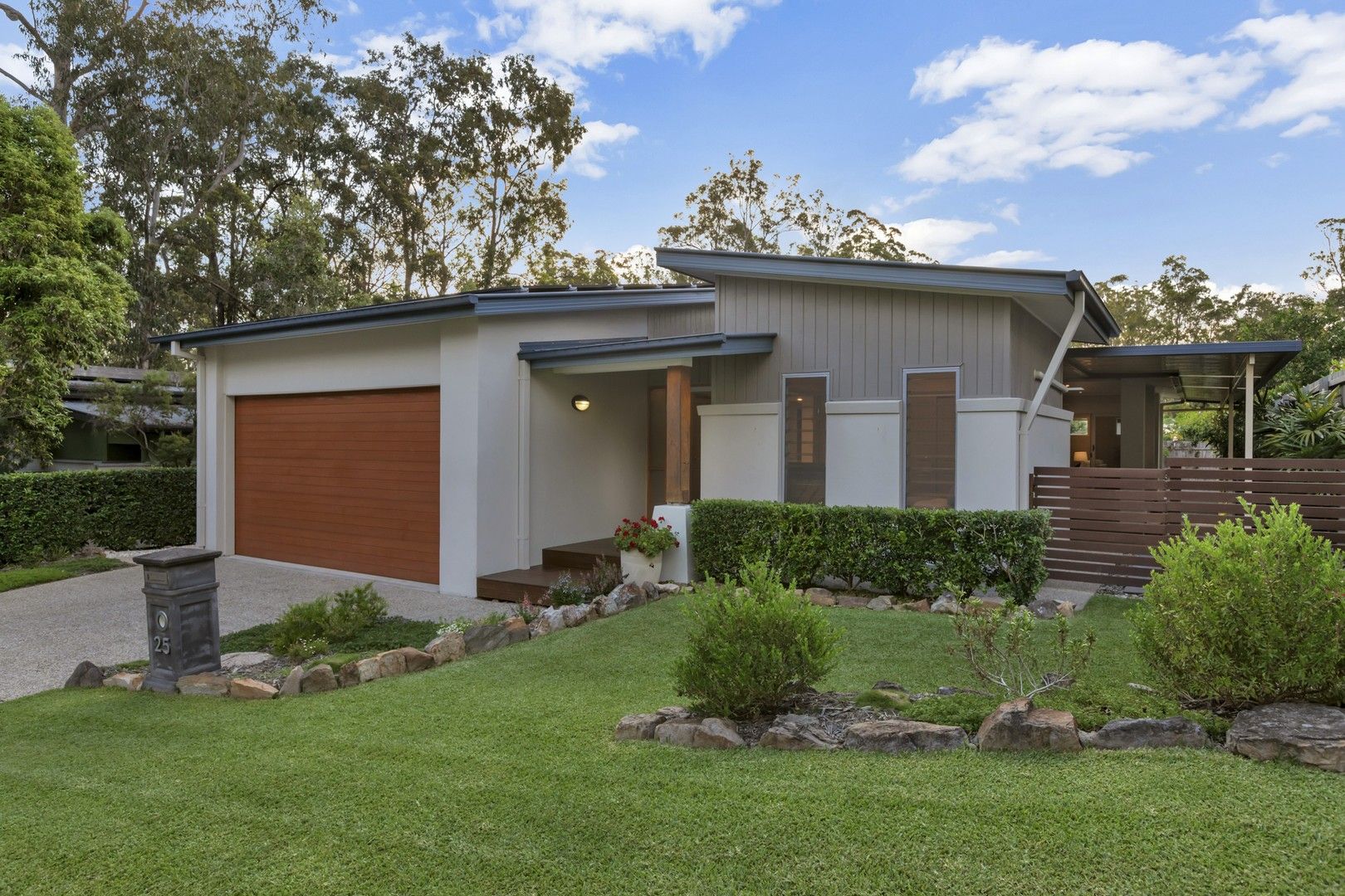 25 Lomandra Place, Chapel Hill QLD 4069, Image 0