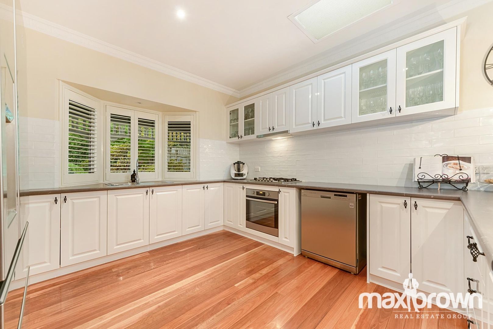 1007 Mt Dandenong Tourist Road, Montrose VIC 3765, Image 2