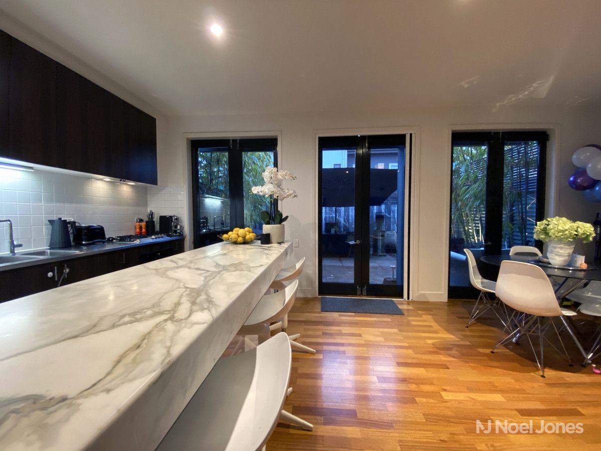 4 bedrooms Townhouse in 22 Tyne Street CARLTON VIC, 3053