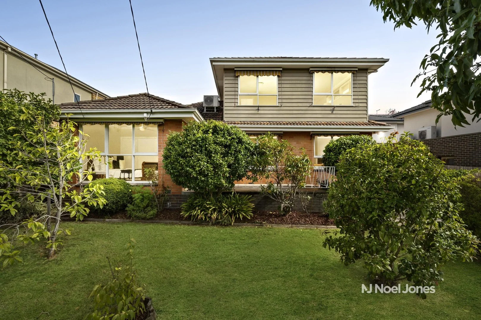 55 Heathfield Rise, Box Hill North VIC 3129