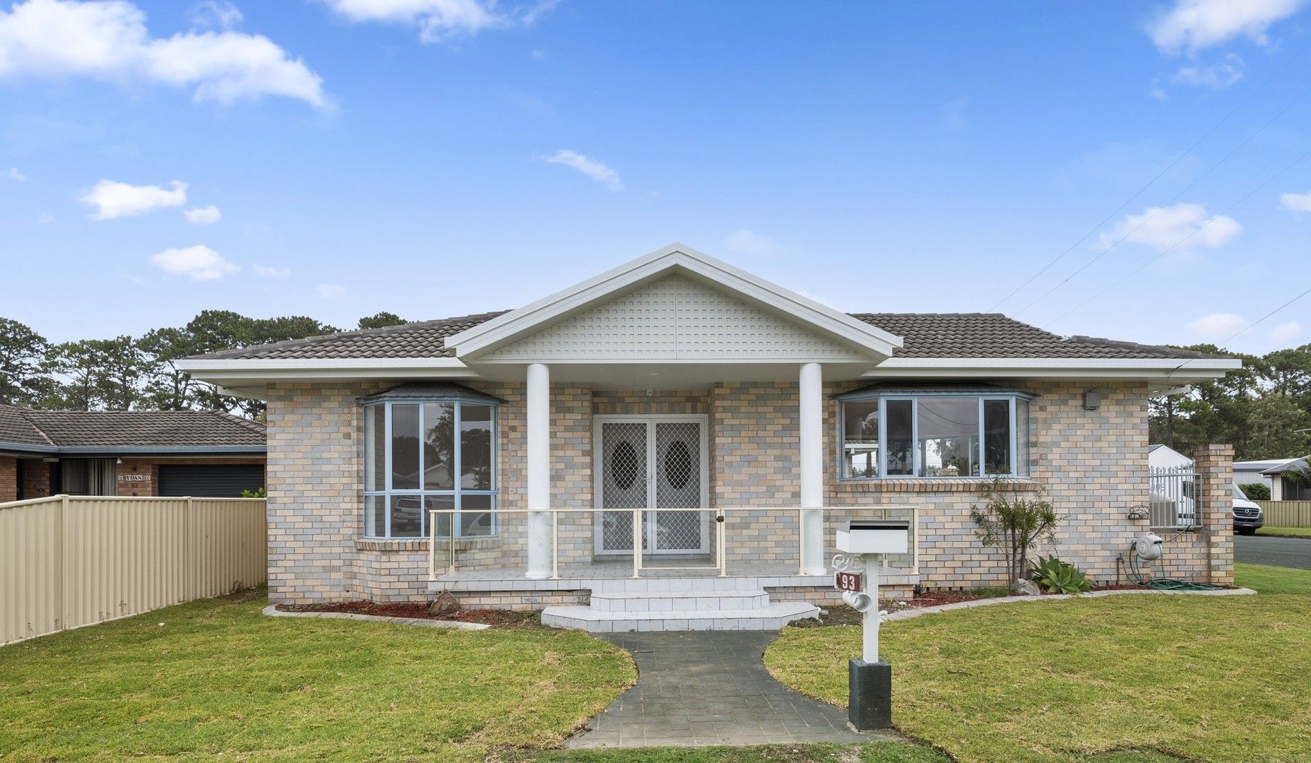 4 bedrooms House in 93 Circular Avenue SAWTELL NSW, 2452