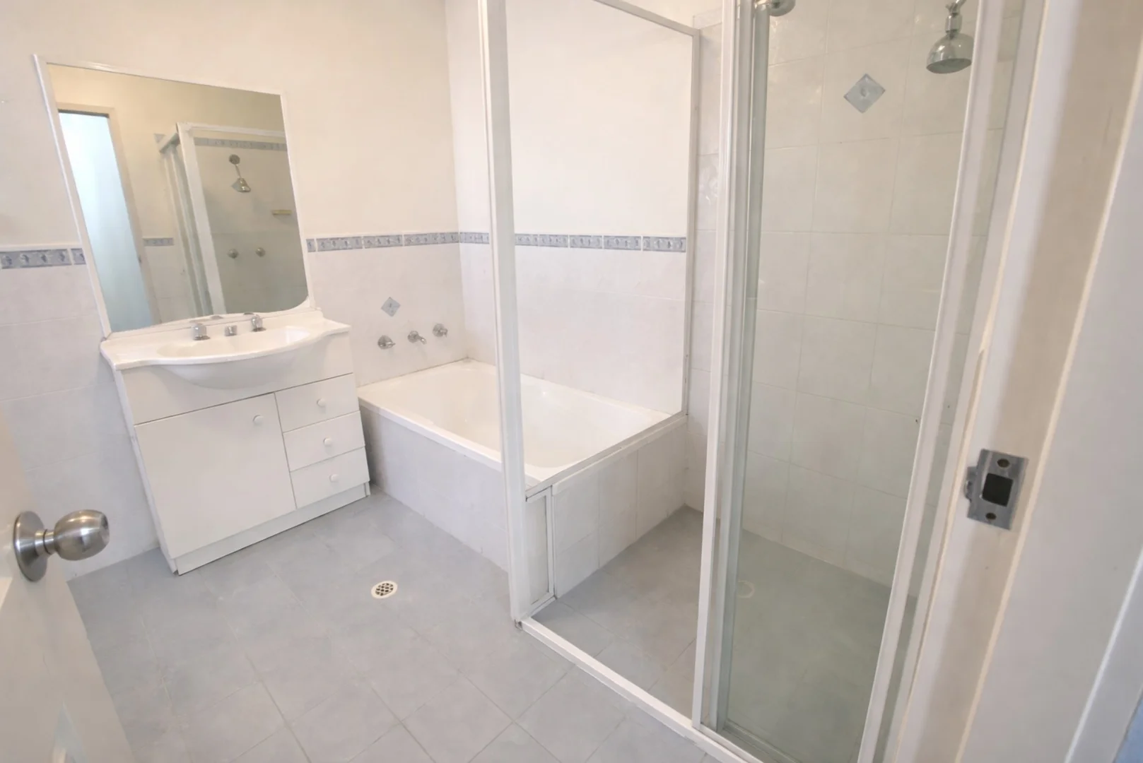 Additional image 3 of 19/10-14 Calliope Street, Guildford NSW 2161