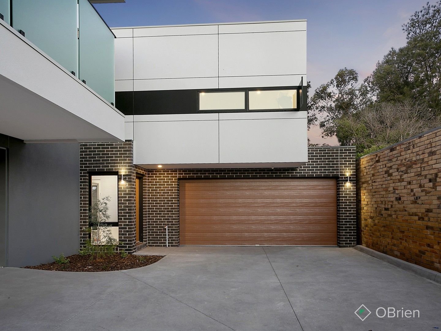 3 bedrooms Townhouse in 4/5 Genoa Avenue BONBEACH VIC, 3196