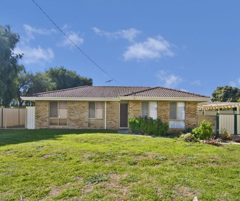 3 bedrooms House in 13 Conway Loop WAIKIKI WA, 6169