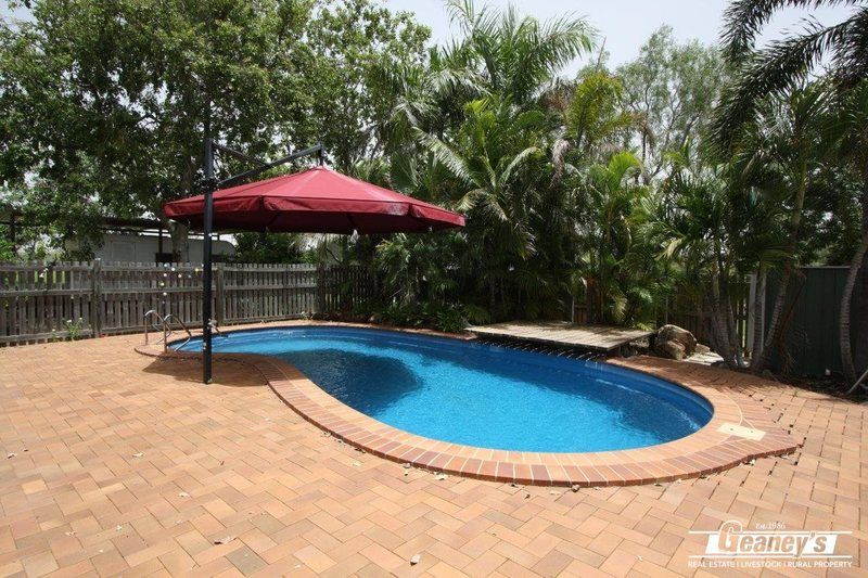 98 Aberdeen Road, Mosman Park QLD 4820, Image 1