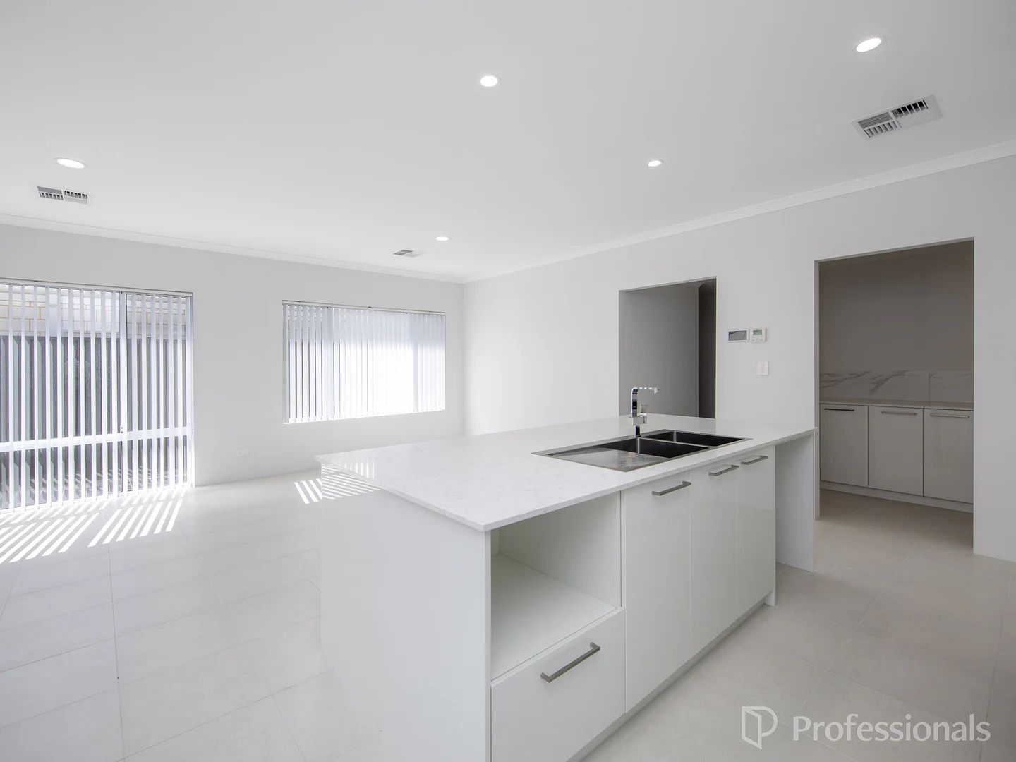 Additional image 7 of 189 Leeward Avenue, Eglinton WA 6034