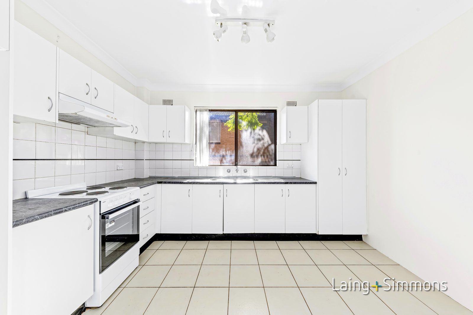 1/3 Gibbons St, Auburn NSW 2144, Image 2