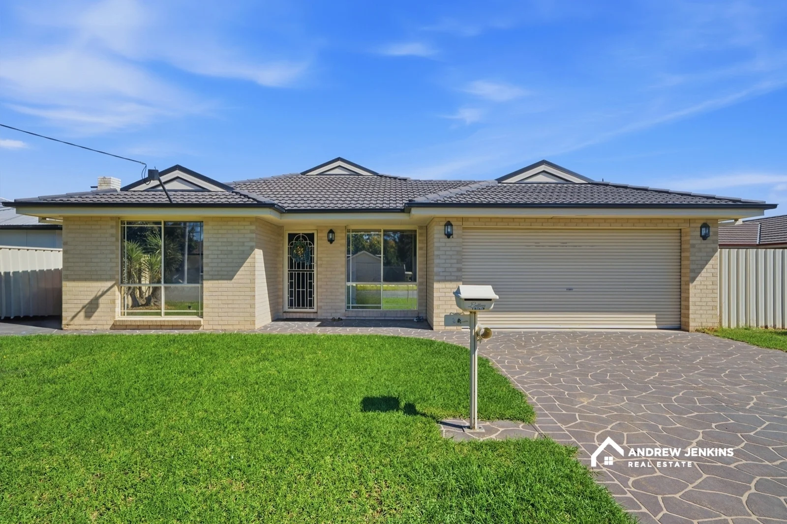 2A Manse Road, Cobram VIC 3644
