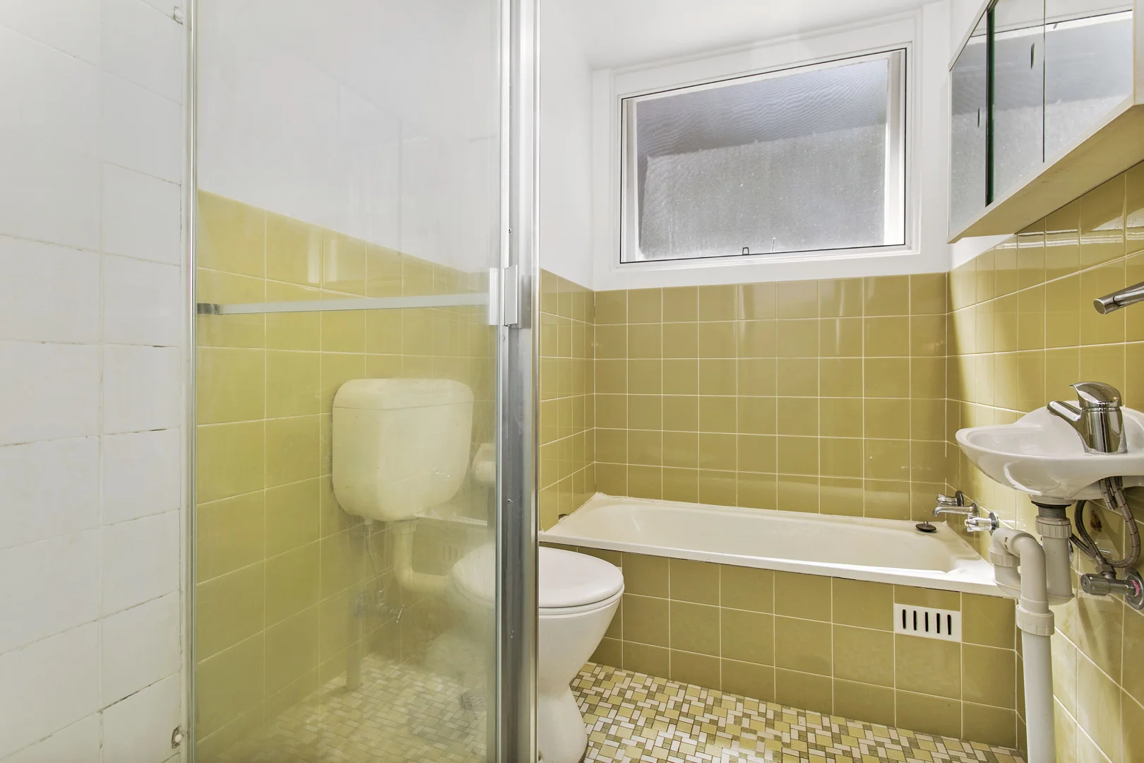 Additional image 7 of 2/14 Fairway Close, Manly Vale NSW 2093