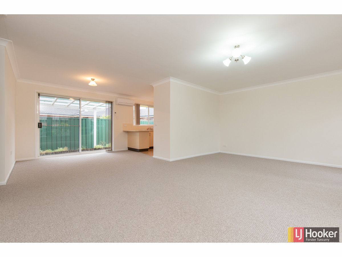 1/4 Heath Avenue, Tuncurry NSW 2428, Image 2