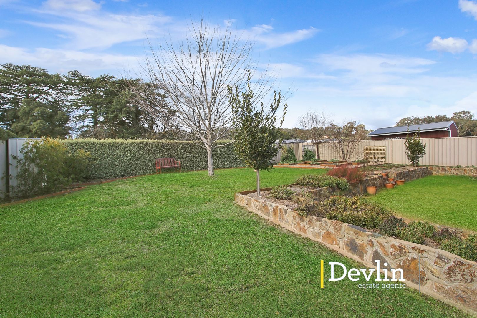 9 Hayes Drive, Beechworth VIC 3747, Image 2