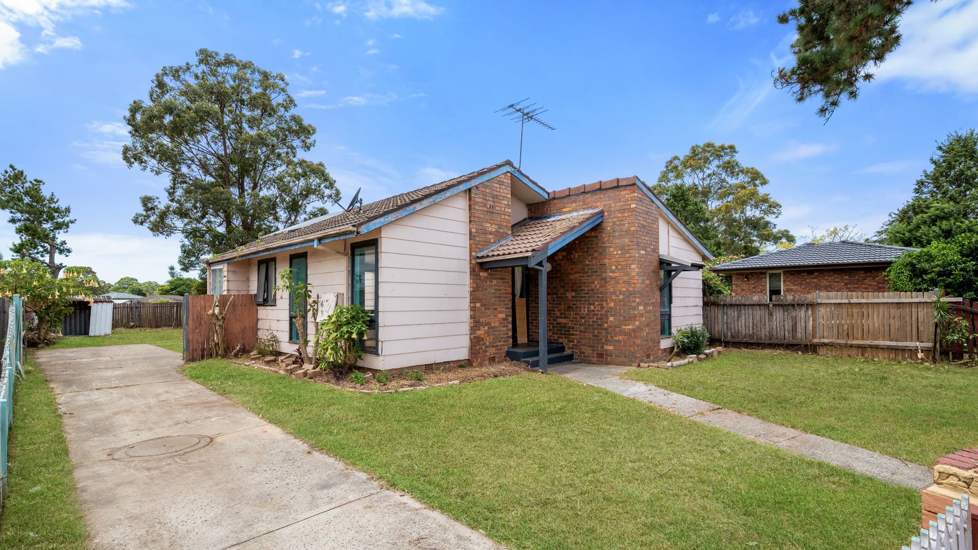 12 Stanford Way, Airds NSW 2560, Image 1