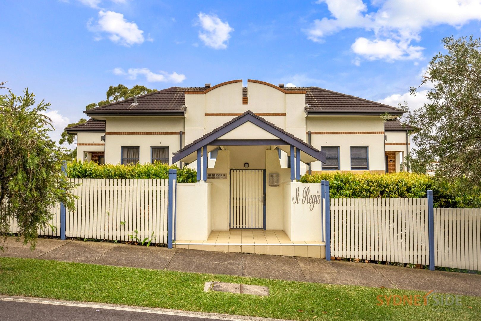 2 bedrooms Apartment / Unit / Flat in 15a/8 Sutherland Street CREMORNE NSW, 2090