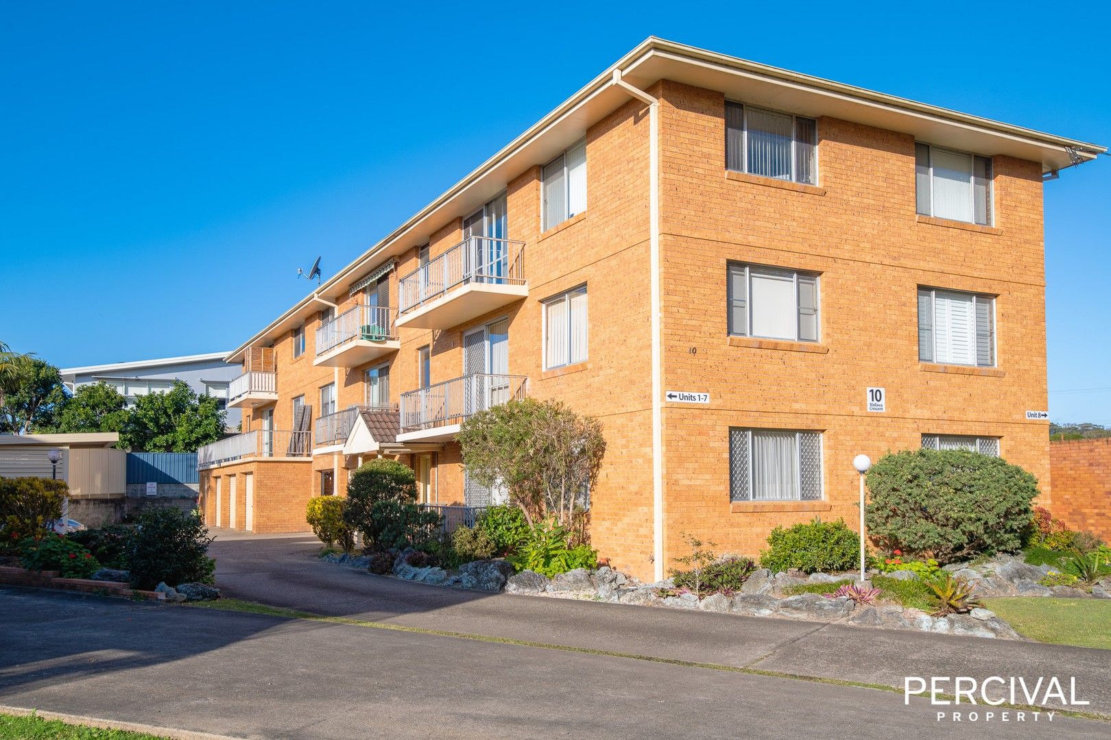 2 bedrooms Apartment / Unit / Flat in 6/10 Mallawa Crescent PORT MACQUARIE NSW, 2444