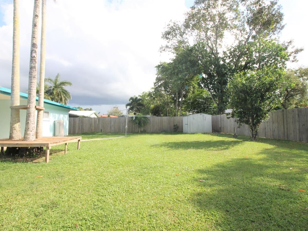 17 Sirius Street, Bentley Park QLD 4869, Image 2