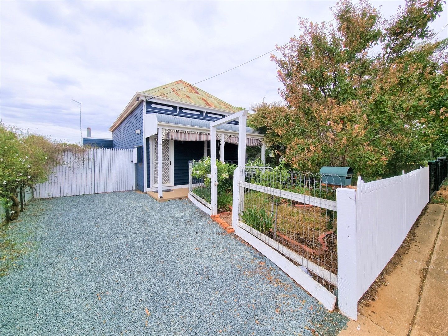 2 bedrooms House in 53 Albert Street KERANG VIC, 3579