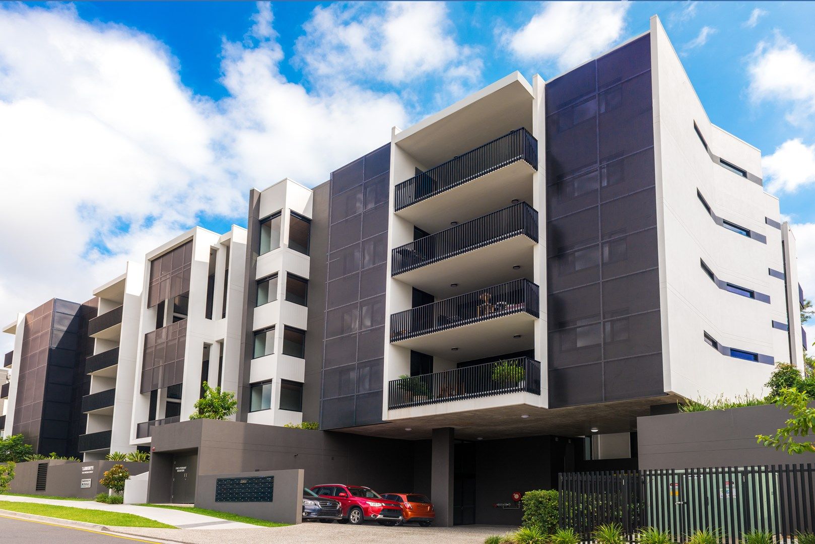 2 bedrooms Apartment / Unit / Flat in 502/16-26 Archer Street UPPER MOUNT GRAVATT QLD, 4122