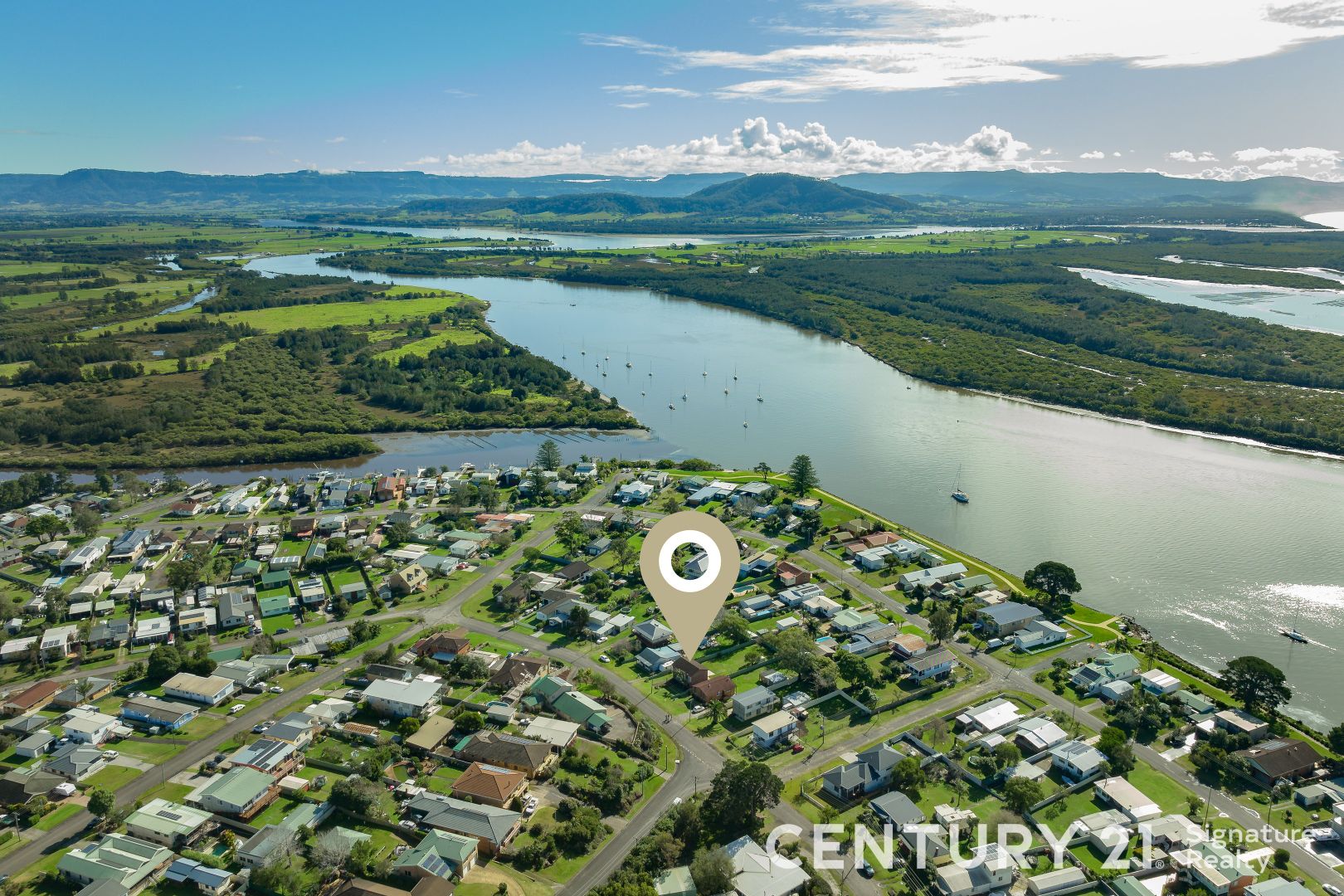 55 Comarong Street, Greenwell Point NSW 2540