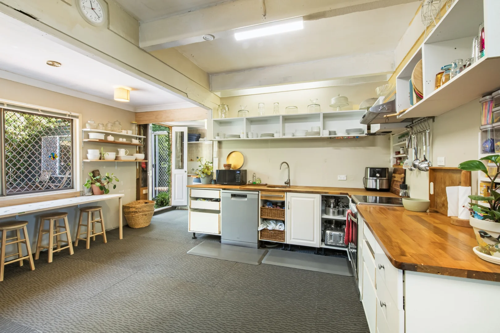 Additional image 6 of 5 Wyuna Close, Gorokan NSW 2263