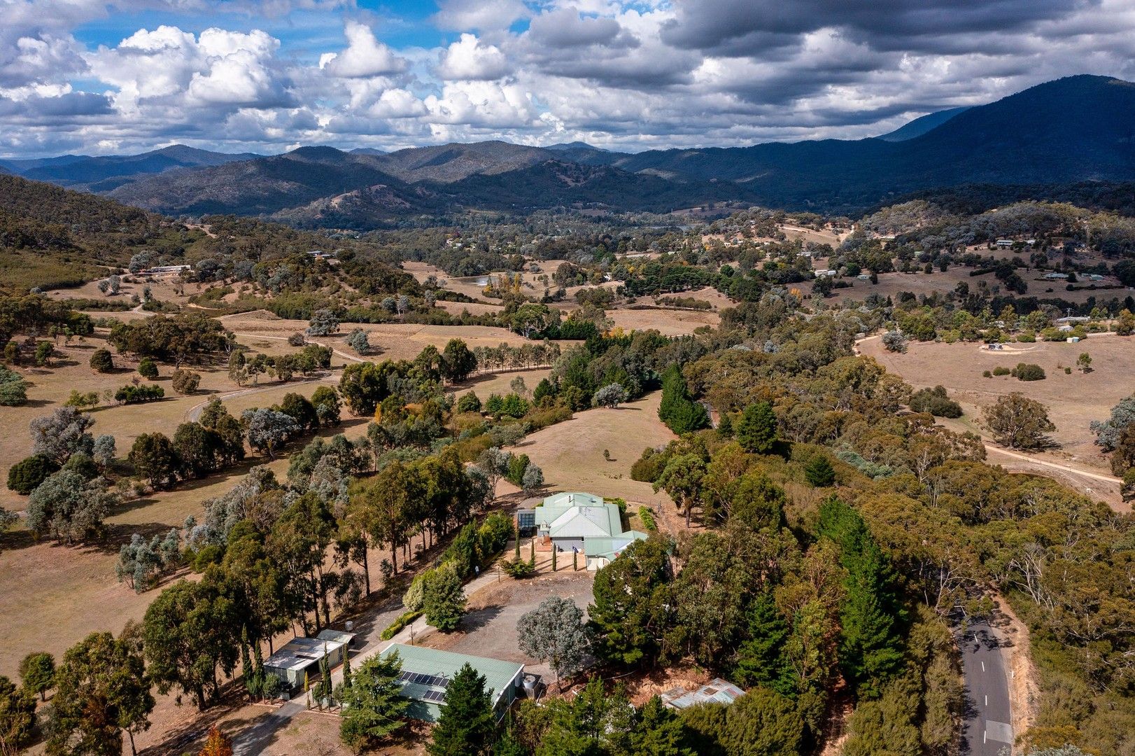 11 Shannon Court, Eildon VIC 3713, Image 0