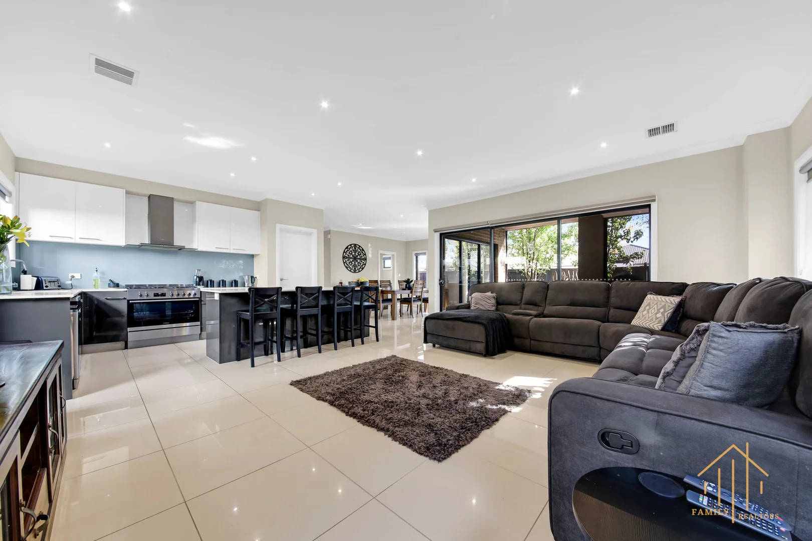 Additional image 4 of 46 John Russell Road, Cranbourne West VIC 3977