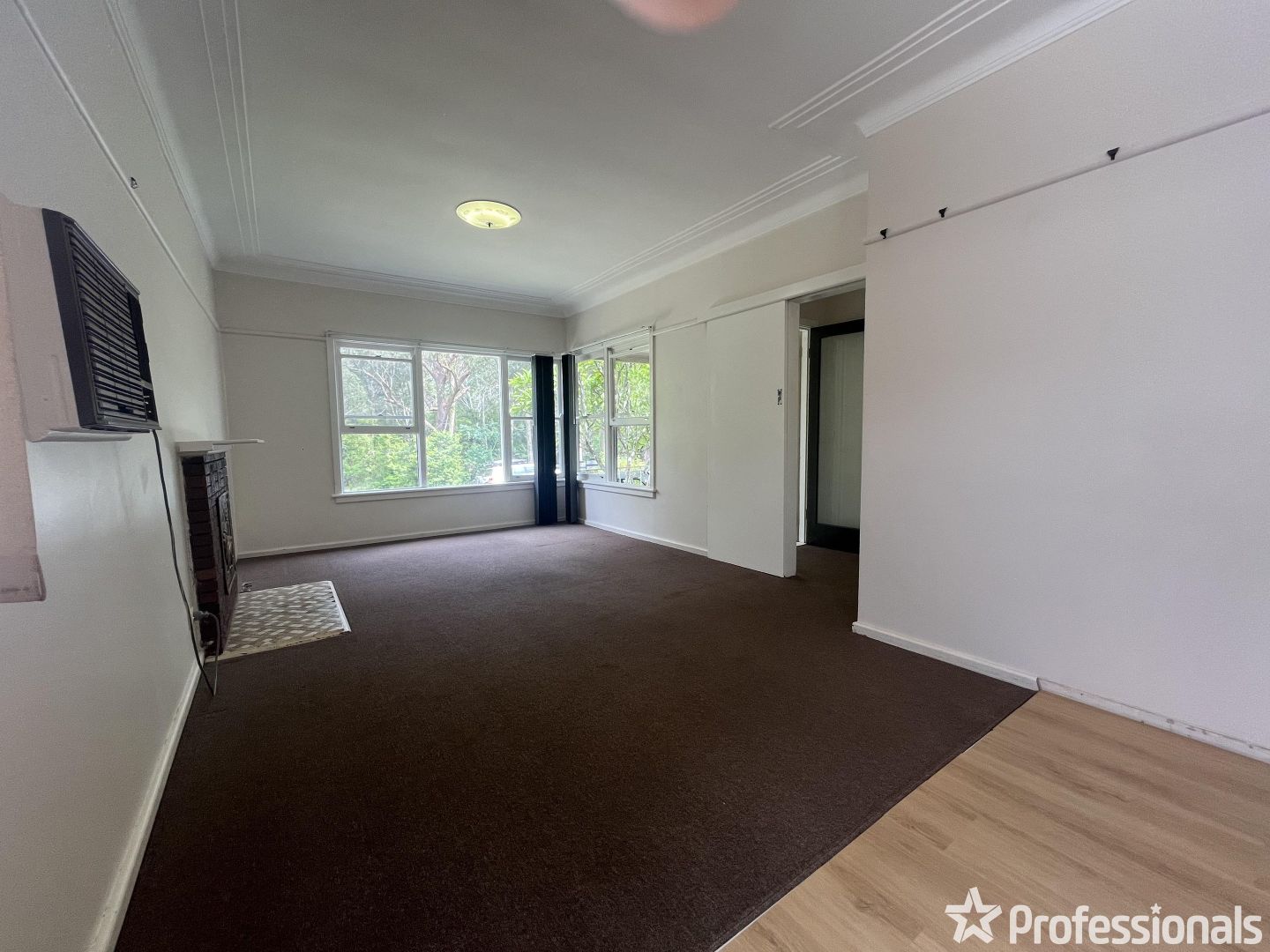 132 Berry Street, Nowra NSW 2541 House For Rent 490 Domain