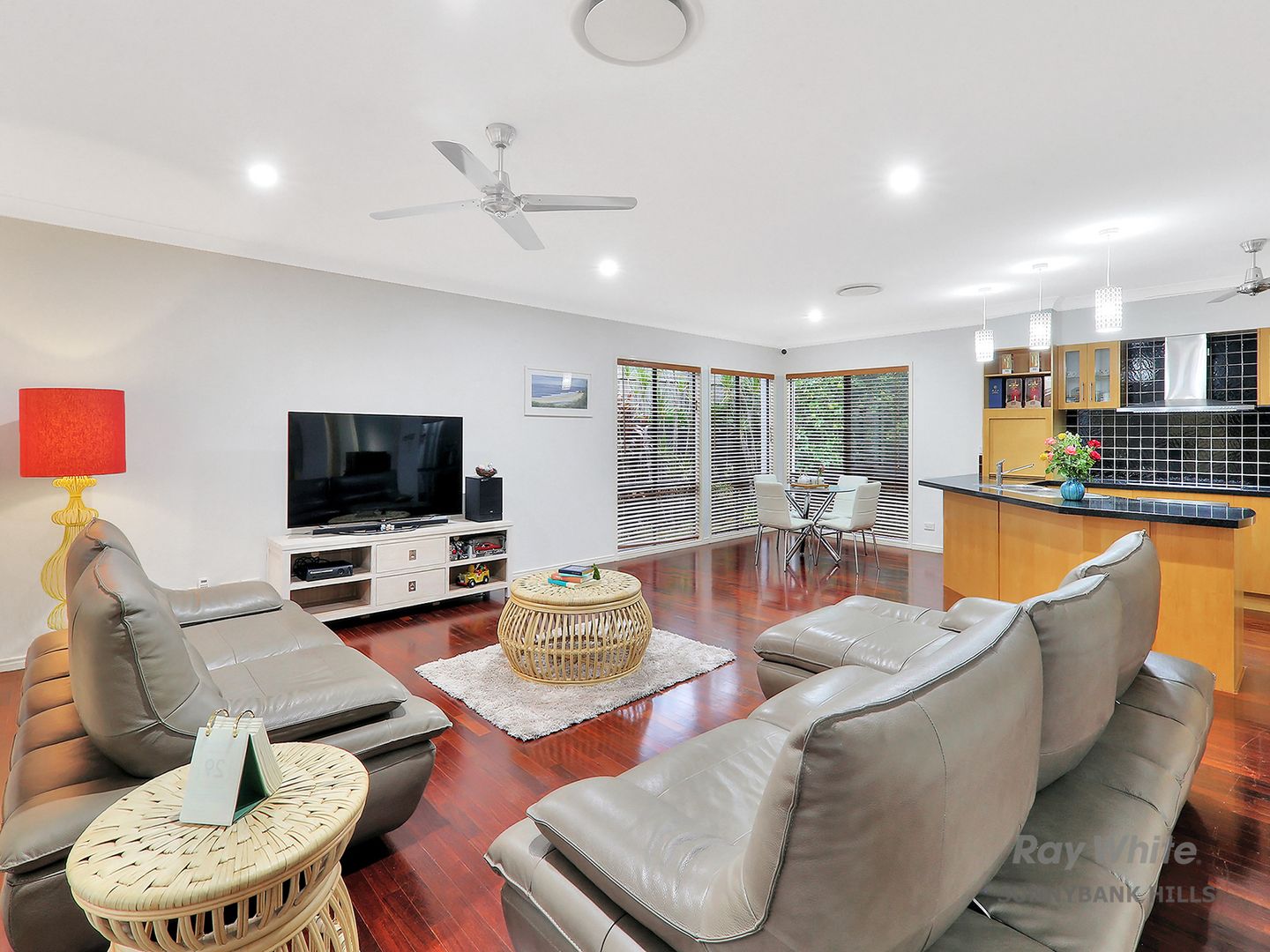 86 White Cedar Circuit, Stretton QLD 4116, Image 1