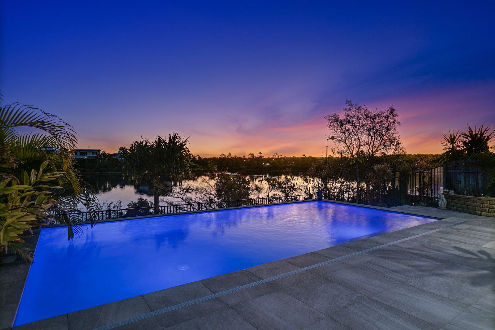 4 bedrooms House in 39 Panama Crescent MOUNTAIN CREEK QLD, 4557