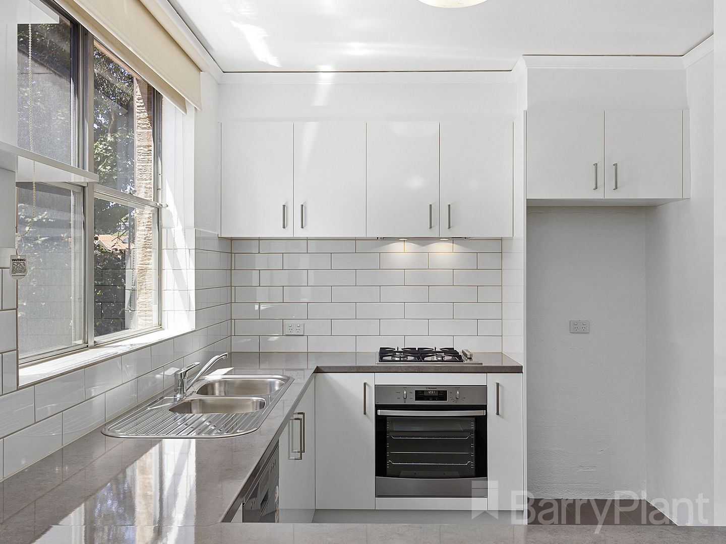 1 596 598 Middleborough Road Blackburn North Vic 3130 Domain