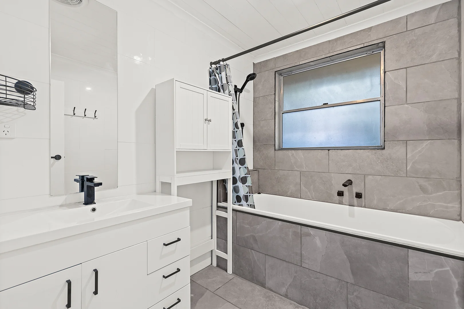 Additional image 7 of 111 Rennie Street, Lara VIC 3212