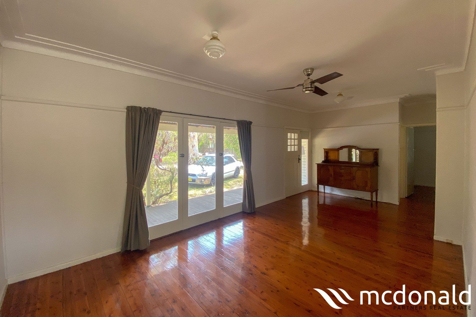 14 Dameeli Avenue, Kirrawee NSW 2232, Image 0