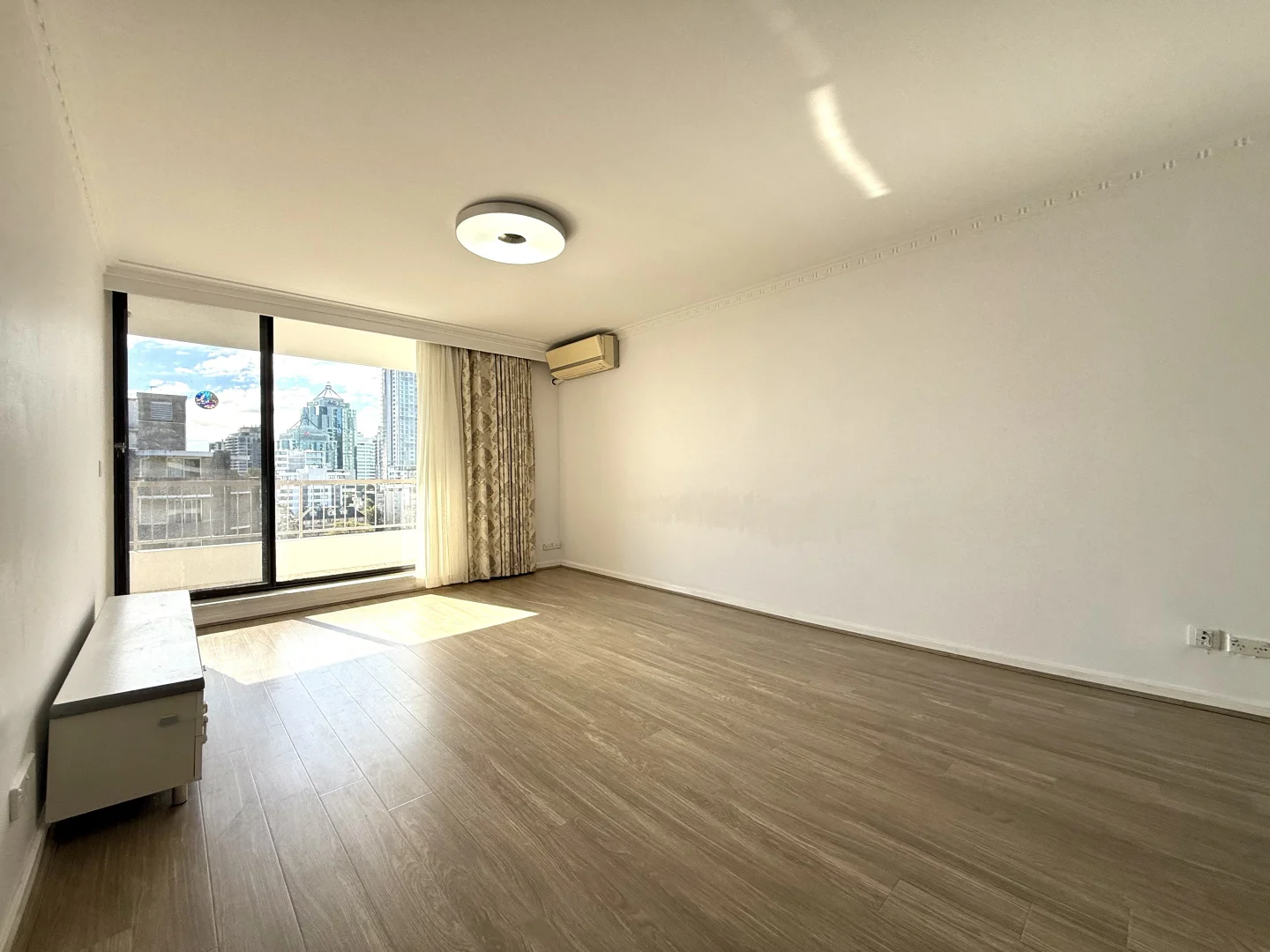 Additional image 5 of 7J/8-12 Surtherland Road, Chatswood NSW 2067