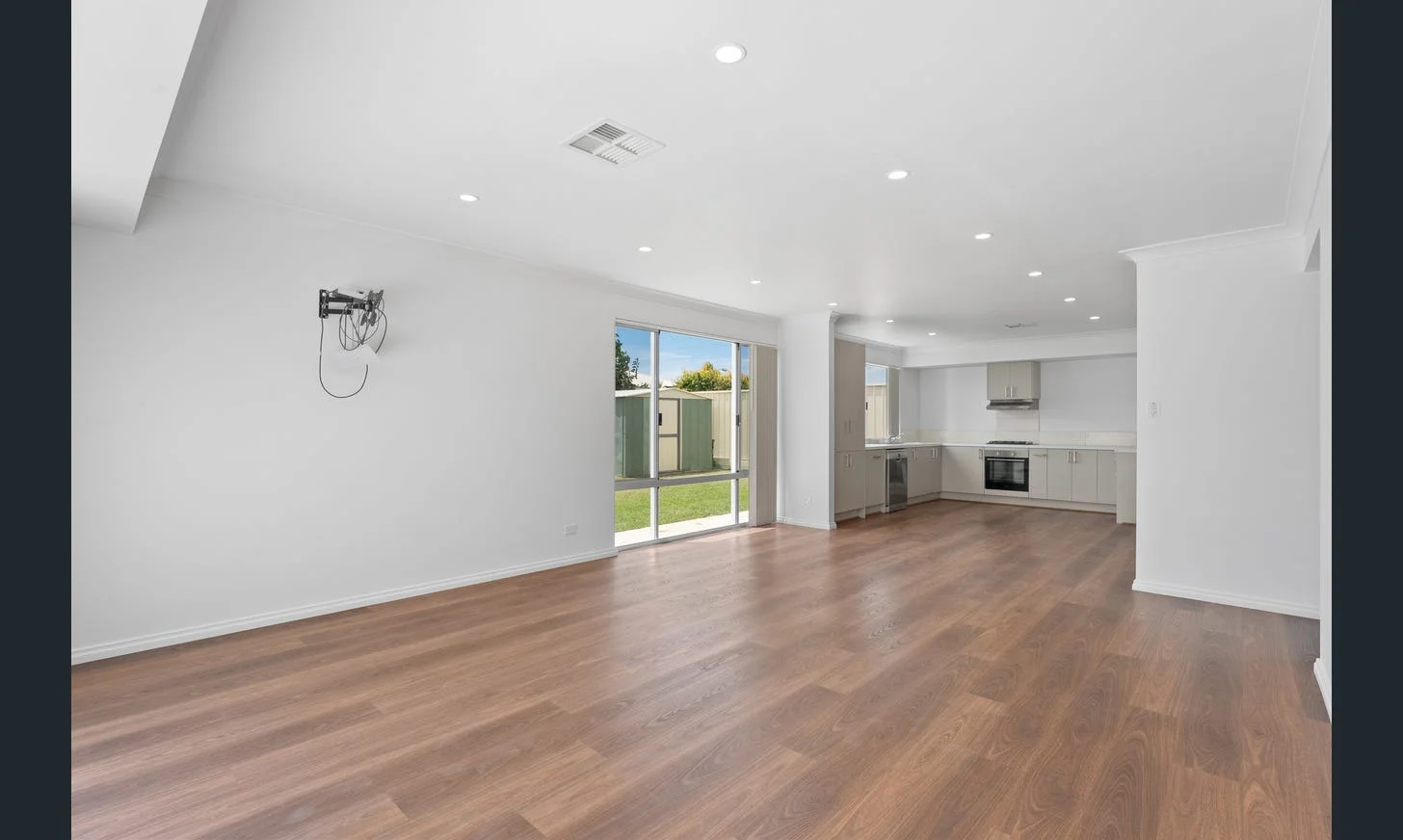 Additional image 24 of 58 Bondi Crescent, Warnbro WA 6169