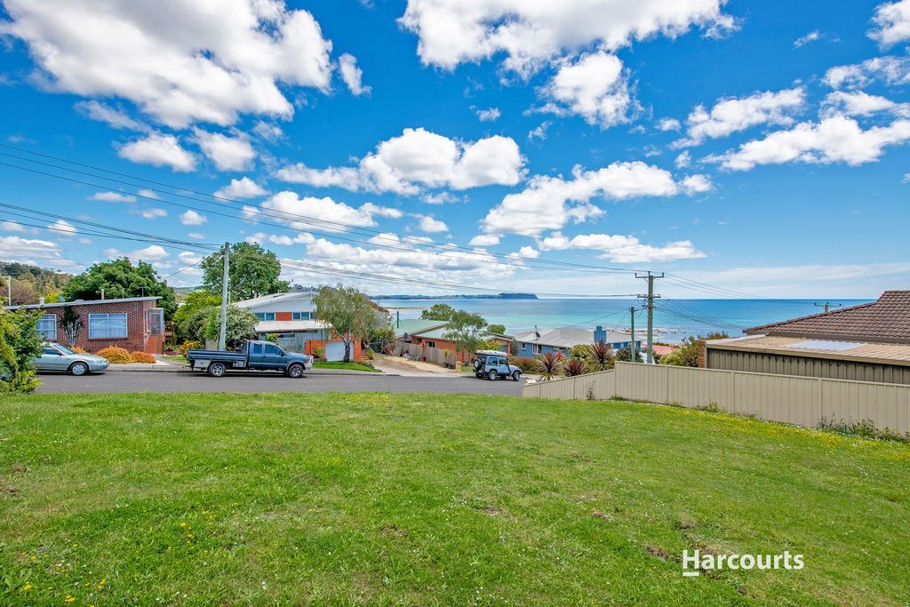 7 Kennedy Street, Ocean Vista TAS 7320, Image 1