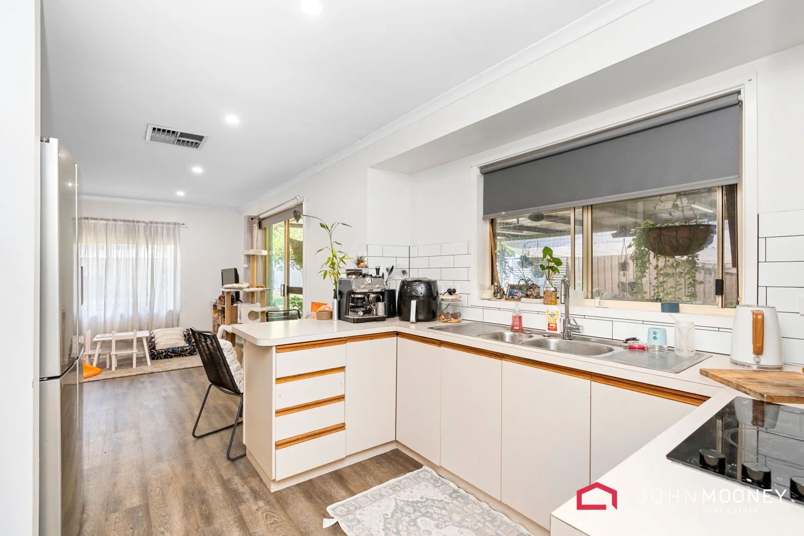 Additional image 10 of 449 Lake Albert Road, Lake Albert NSW 2650