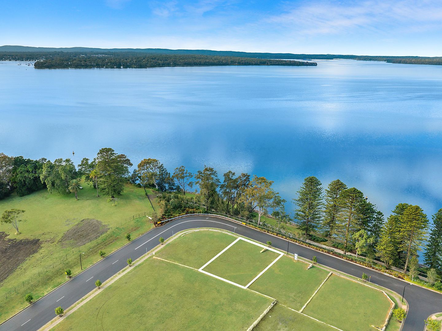 148 Trinity Point Drive, Morisset Park NSW 2264, Image 2