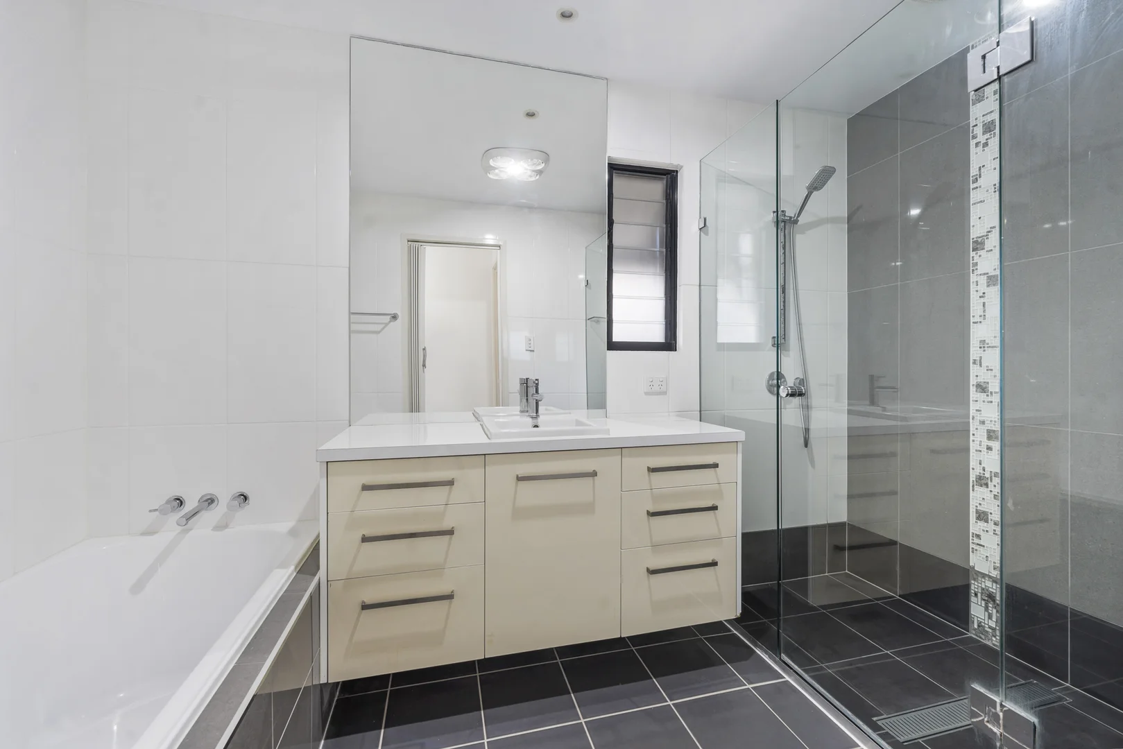 Additional image 12 of 3 William Street, Helidon QLD 4344