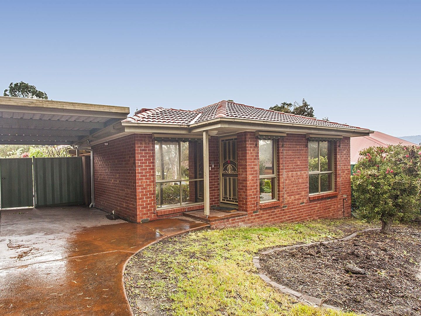 35 Azarow Circuit, Croydon South VIC 3136 House For Rent Domain