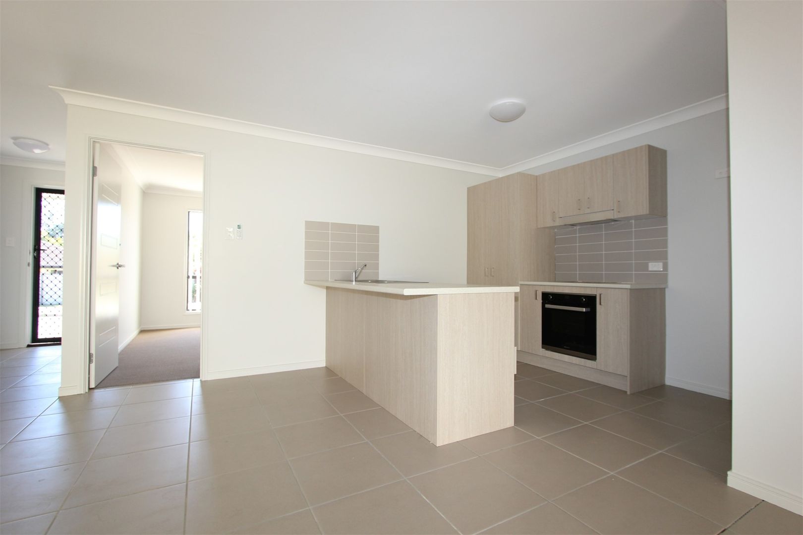 8 Swan Street, Waterford West QLD 4133 House For Rent Domain