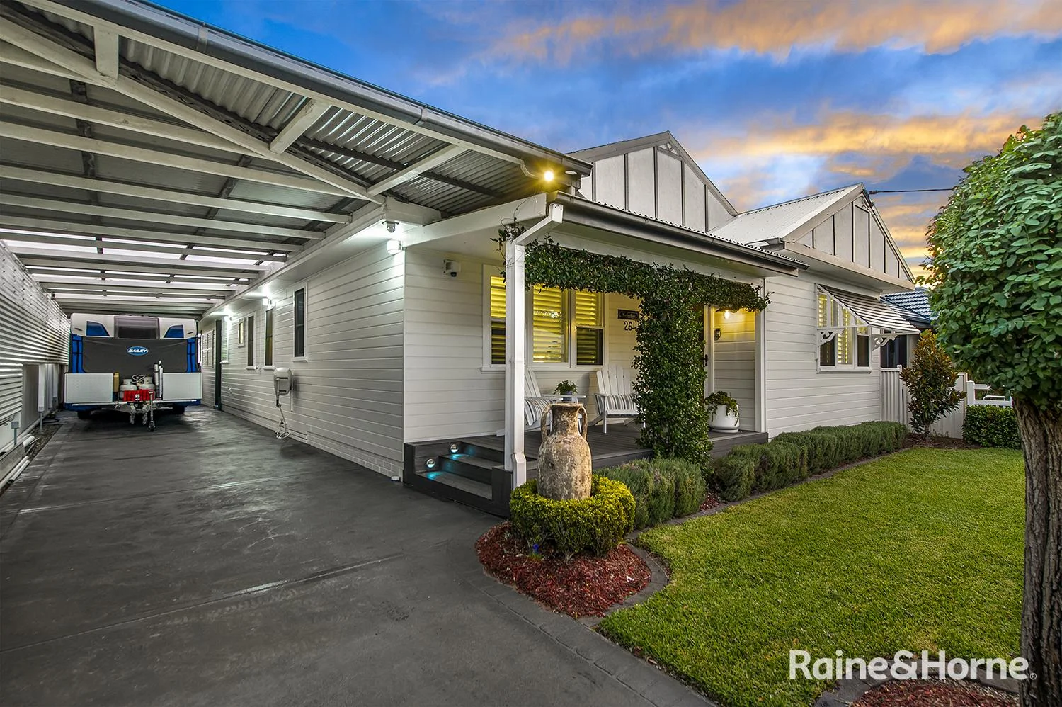 Additional image 3 of 26 Hitchcock Avenue, Belmont NSW 2280