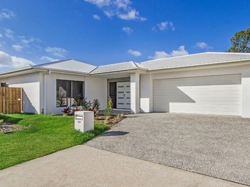 4 bedrooms House in 117 O'REILLY DRIVE COOMERA QLD, 4209