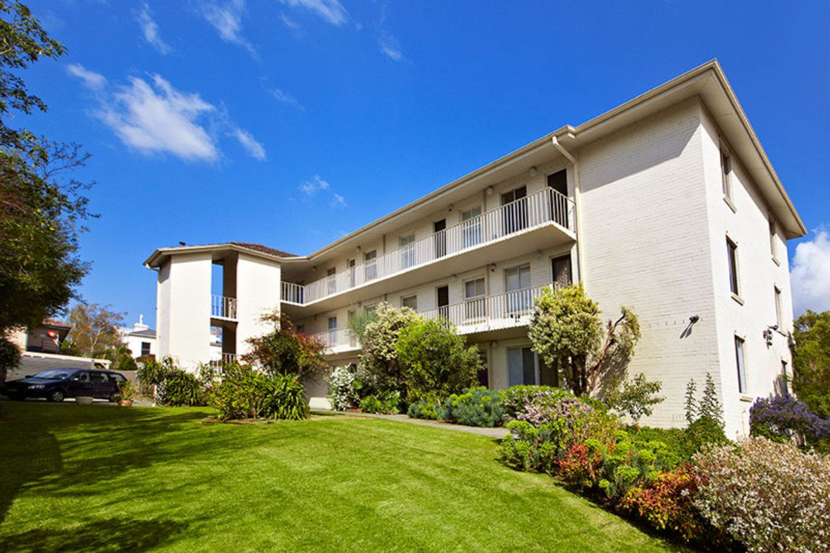 1/2 Ruabon Road, Toorak VIC 3142 Apartment For Rent Domain