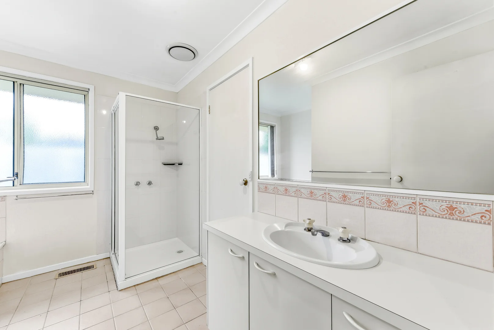 Additional image 8 of 2/26 Frank Avenue, Clayton South VIC 3169