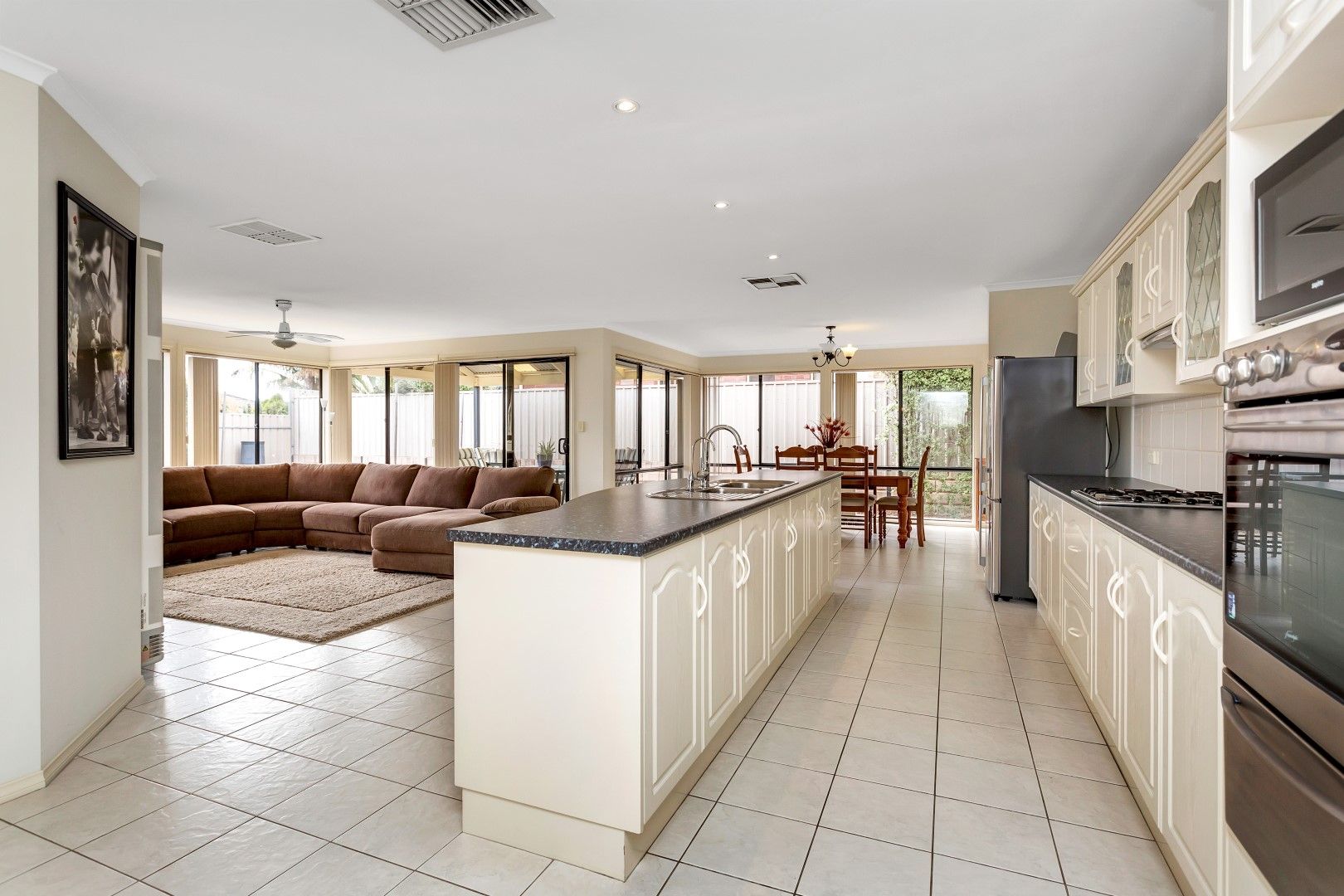 24 Southbank Boulevard, Sheidow Park SA 5158, Image 2