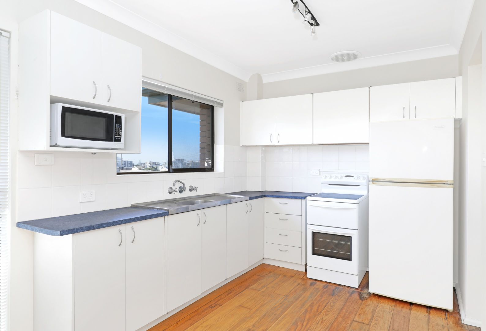 4/70 Church Street, Wollongong NSW 2500, Image 2