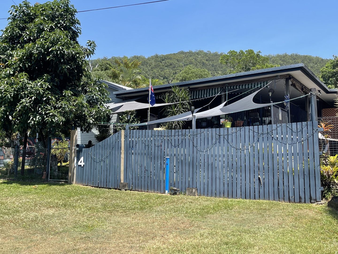 14 Geddes Street, Tully QLD 4854