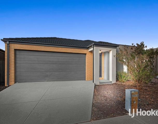 35 Seagrass Crescent, Point Cook VIC 3030