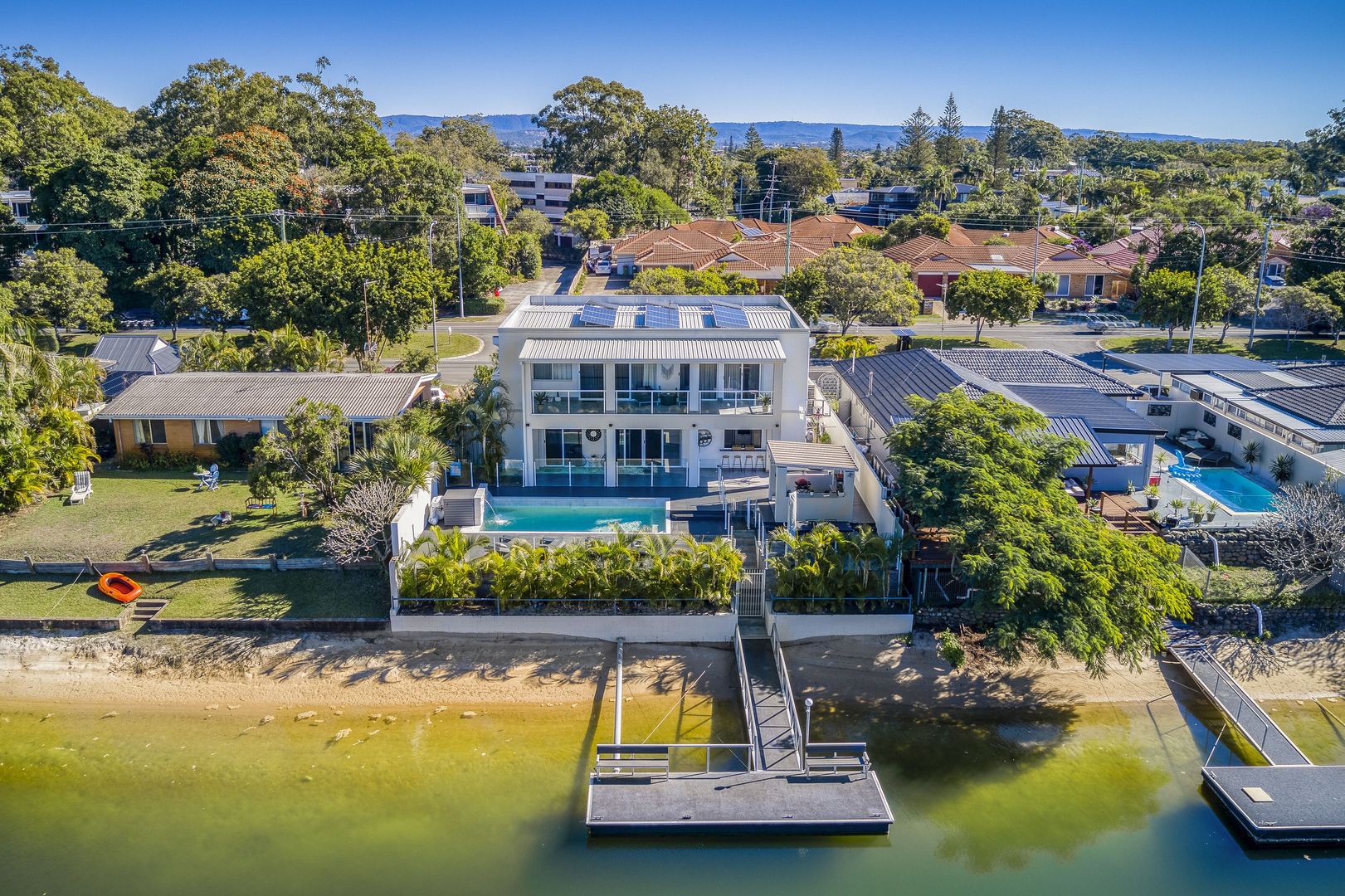 112 Rio Vista Boulevard, Broadbeach Waters QLD 4218, Image 1